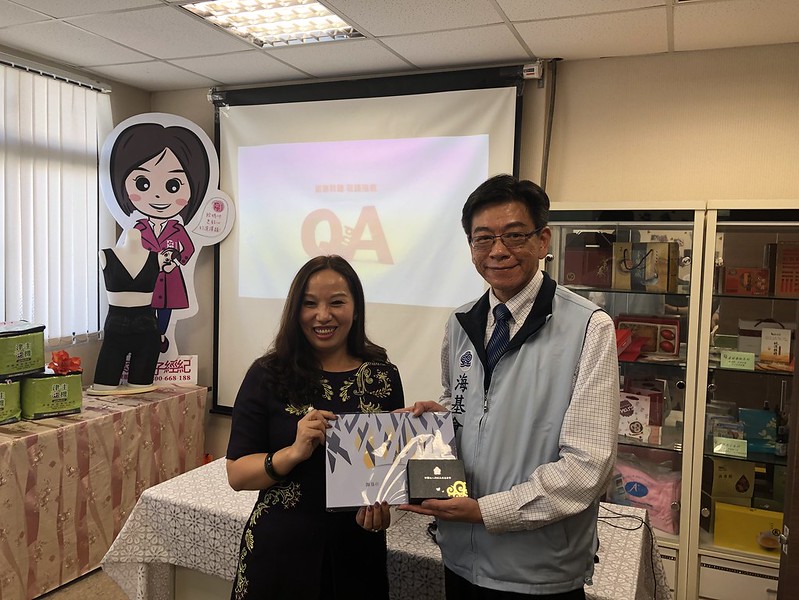 107年11月，海基会参加移民署关怀新住民行动服务列车活动