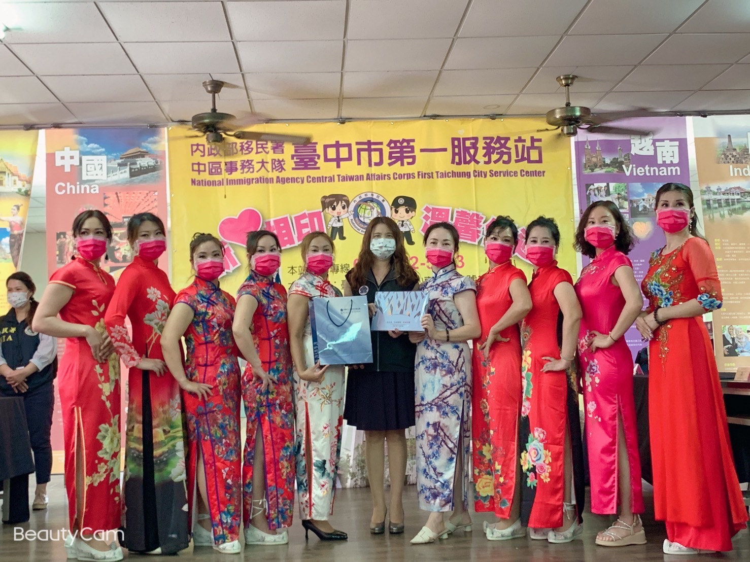 111年7月，海基會參加移民署關懷新住民行動服務列車活動