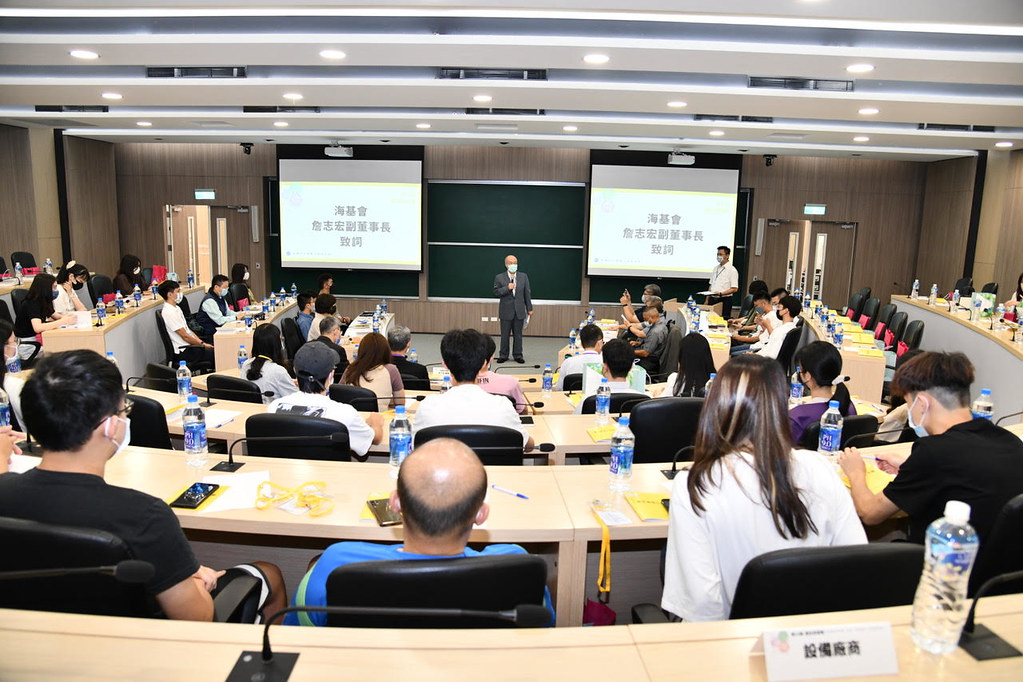 臺生研習營-詹志宏副董事長致詞(8-1)