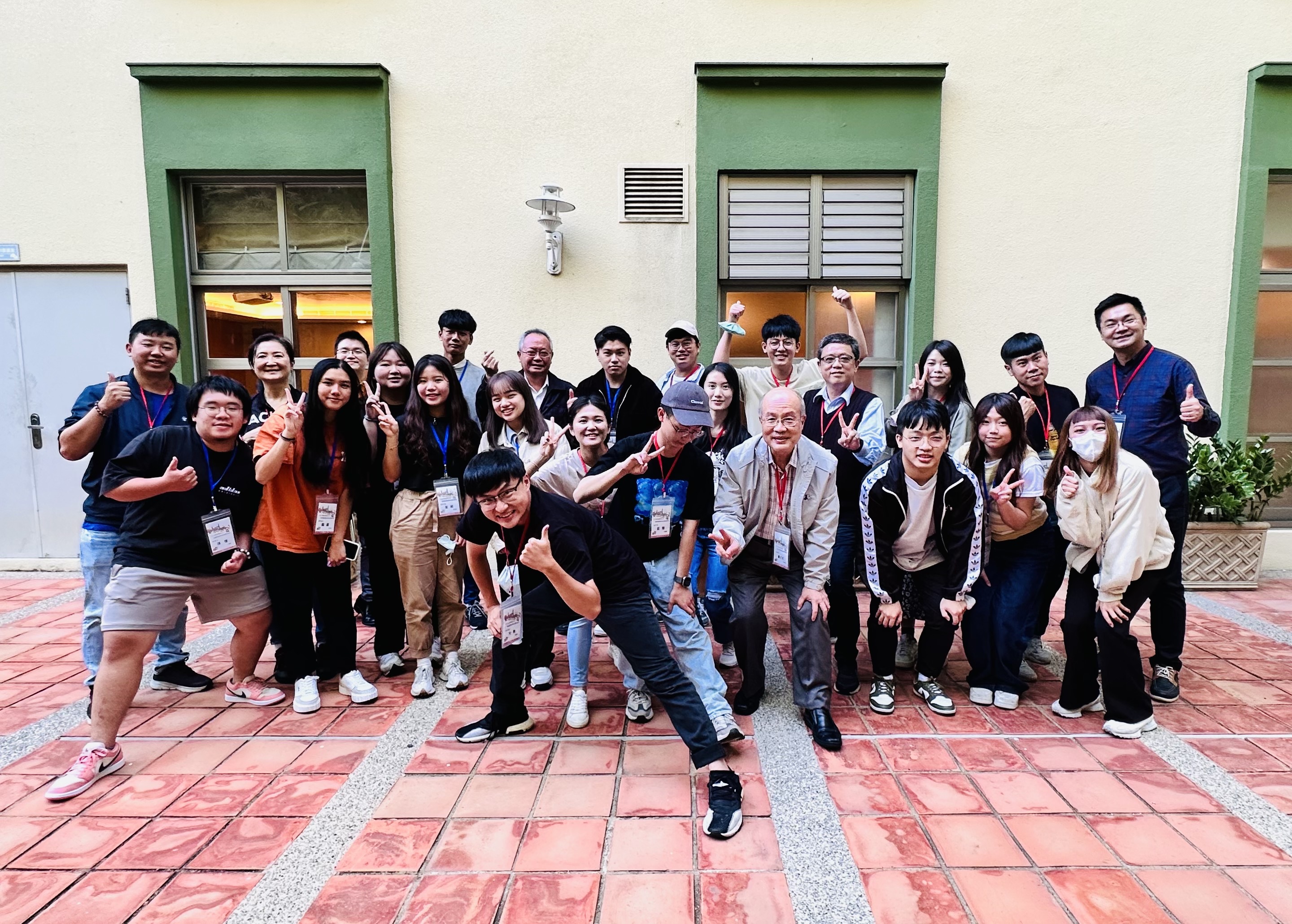 111年12月3日至4日，大陸台商子女夏令營輔導員培訓營