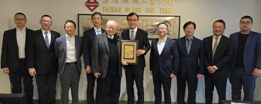 115年2月11日，蘇嘉全董事長拜會三三會林伯豐理事長