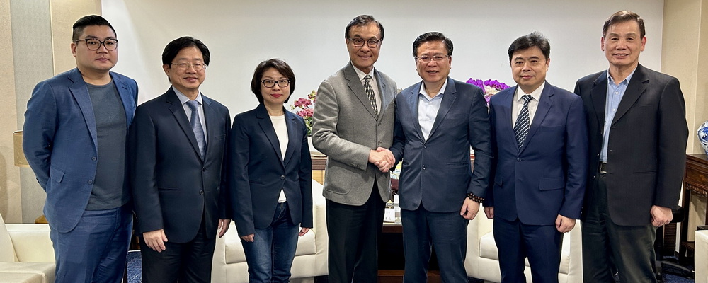 115年2月12日，蘇嘉全董事長拜會全國商業總會許舒博理事長